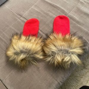 Faux fur red mittens